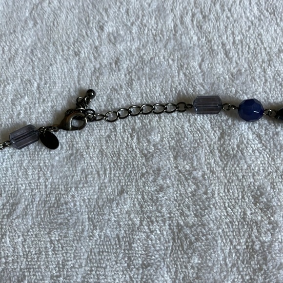 Vintage Designed and Signed Liz Sophia. Chain, rock, Pearl and Clear pieces. - Picture 5 of 8